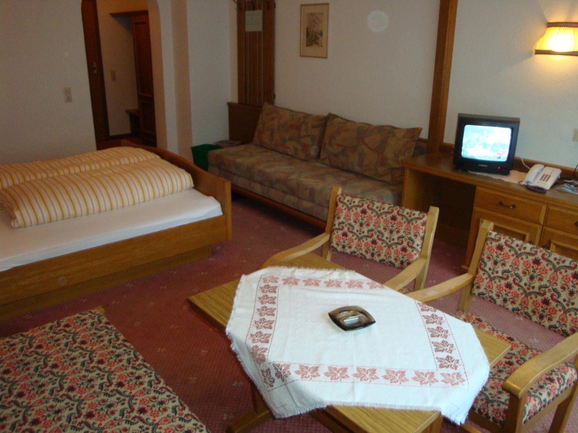 Hotel Garni Val-Sinestra Ischgl Kültér fotó